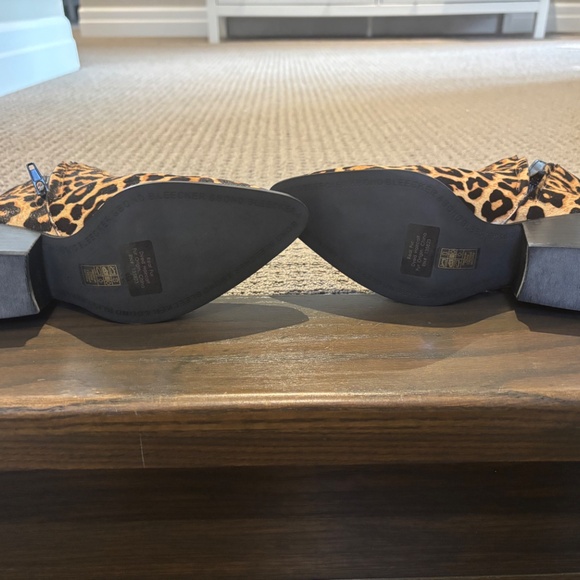 Leopard print booties - Picture 2 of 3